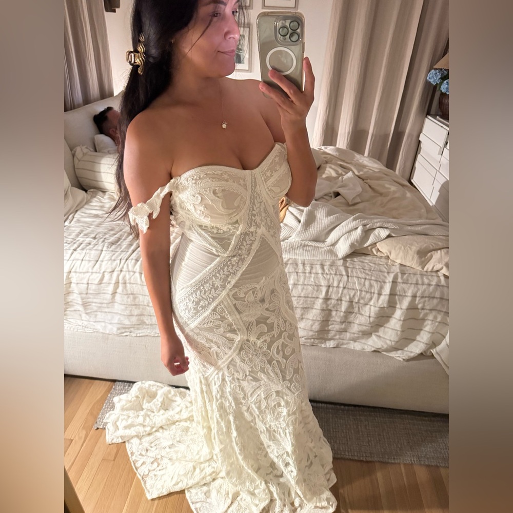 Rue De Seine Poppystardust Wedding Dress - Picture 8 of 9